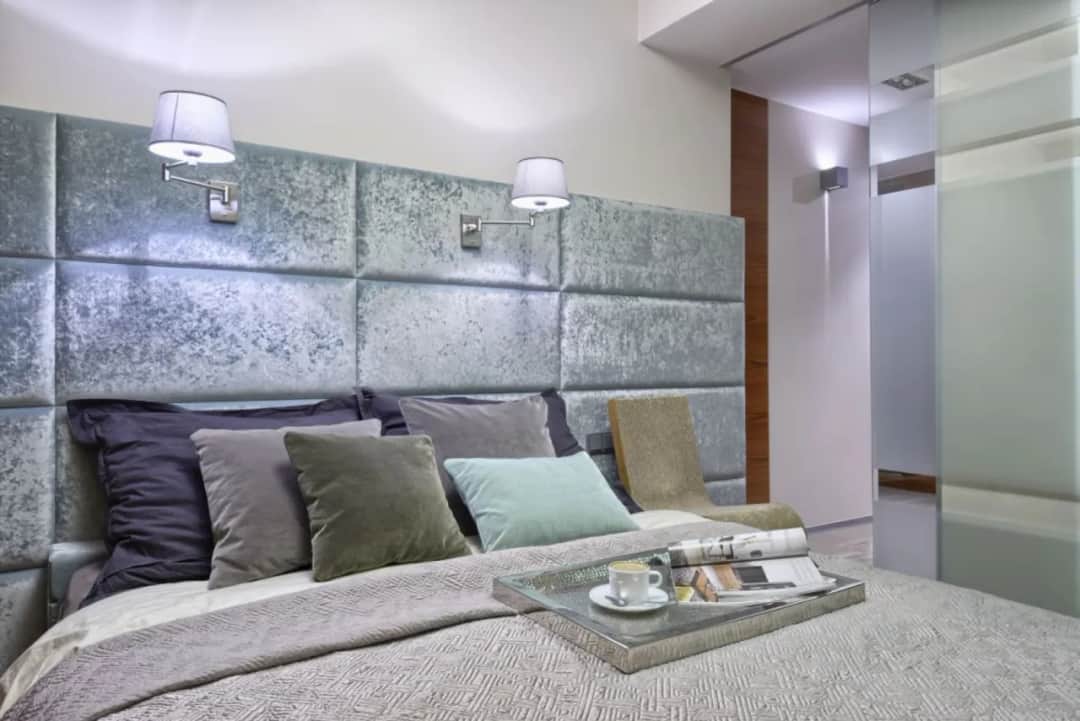 Co na ścianę do sypialni? 7 pomysłów na stylową aranżację